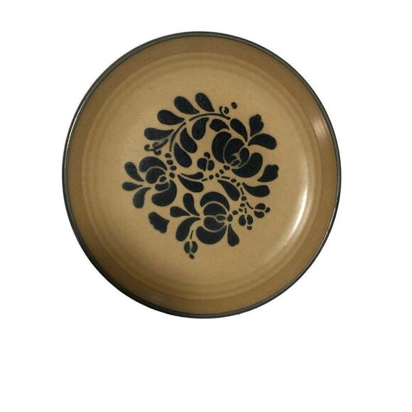 VTG Pfaltzgraff Folk Art Round Plate Replacement Dinnerware 10" - Picture 1 of 2